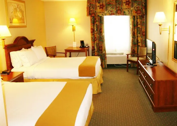 Comfort & Near Route 66 Hotel