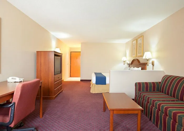 Comfort & Near Route 66 Hotel 4*
